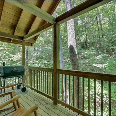 Creekside Paradise Found! One-Bedroom Mountain Cabin In Pigeon Forge Sevierville Exterior photo